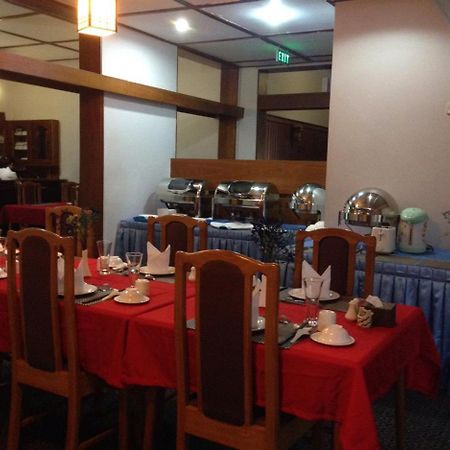 Hotel Innya Янгон Екстер'єр фото