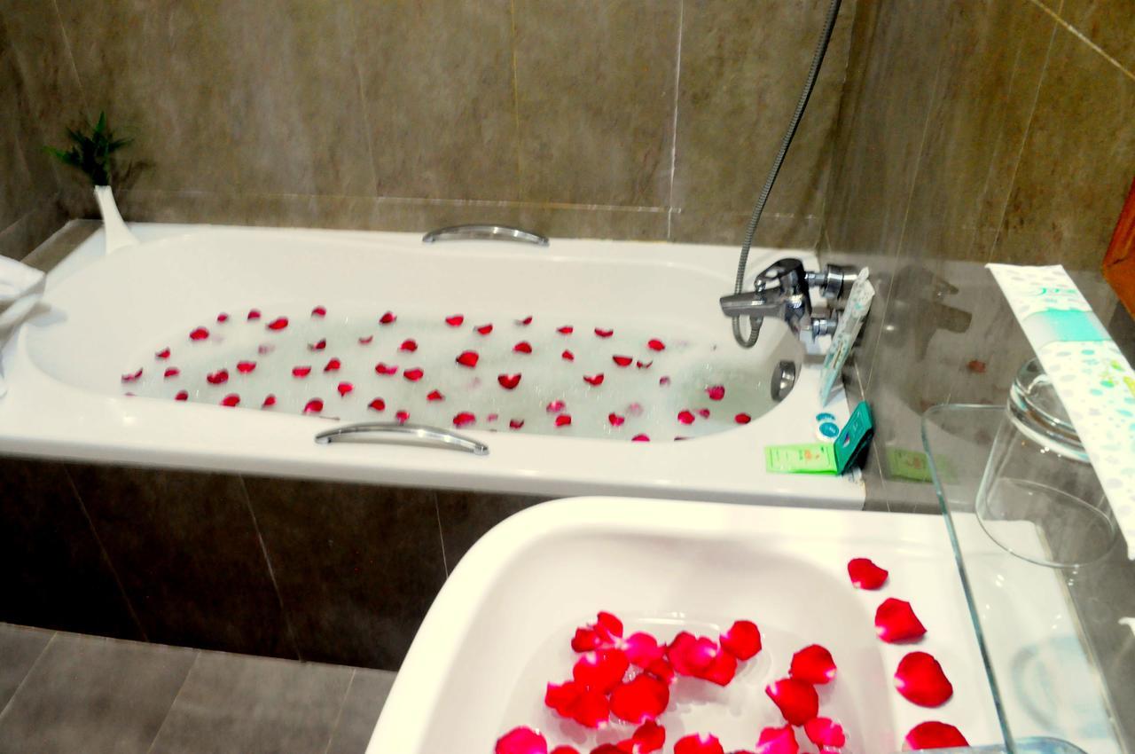 Hotel Innya Янгон Екстер'єр фото