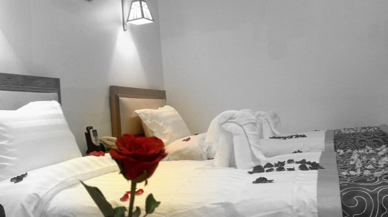 Hotel Innya Янгон Екстер'єр фото