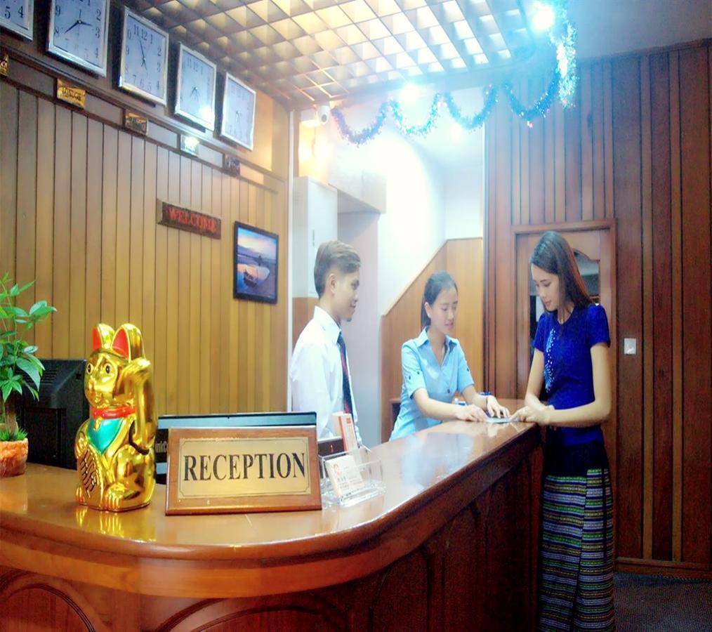 Hotel Innya Янгон Екстер'єр фото