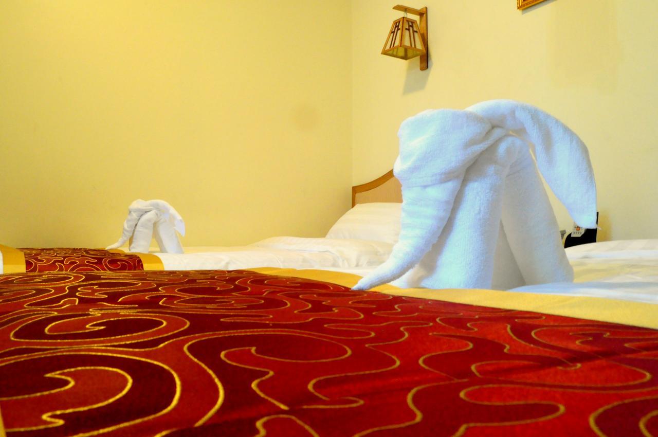 Hotel Innya Янгон Екстер'єр фото