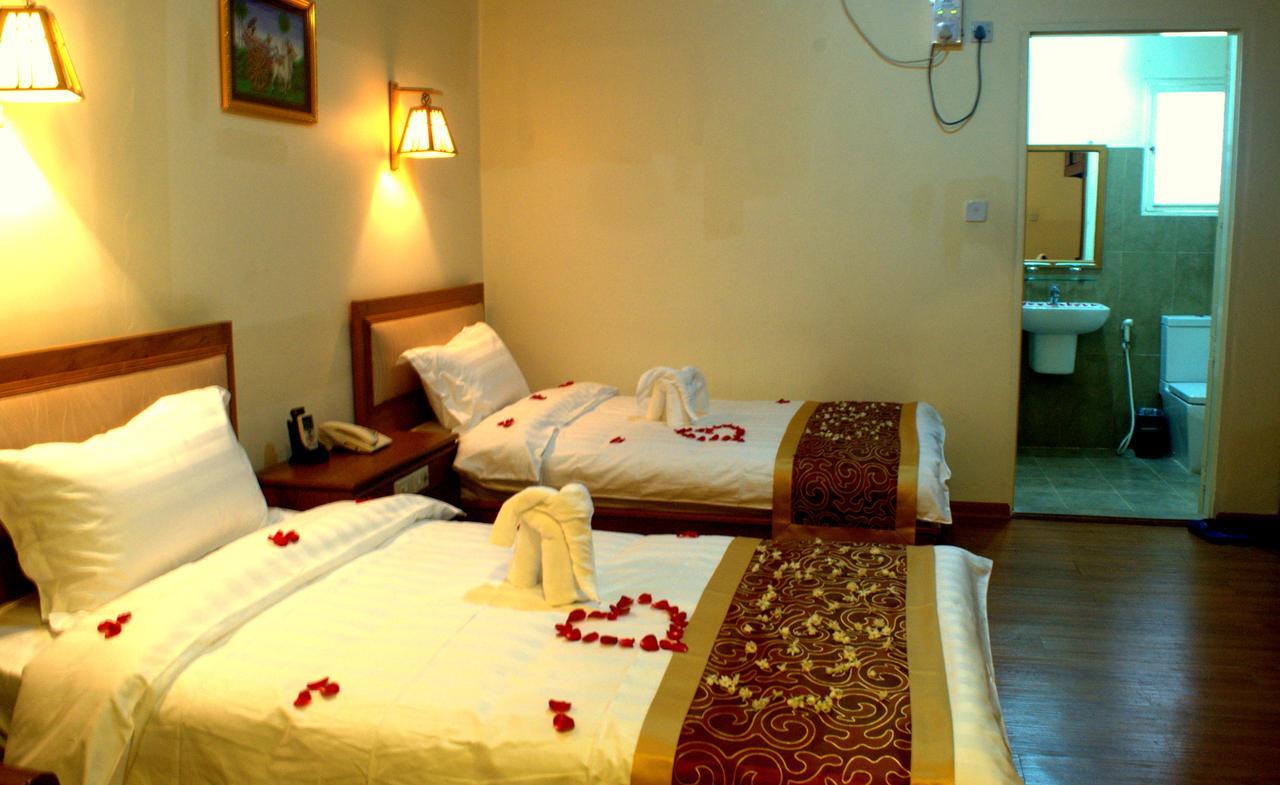 Hotel Innya Янгон Екстер'єр фото